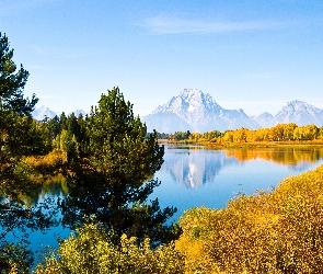 Szczyt Mount Moran, Góry, Stan Wyoming, Drzewa, Rzeka Snake River, Stany Zjednoczone, Park Narodowy Grand Teton