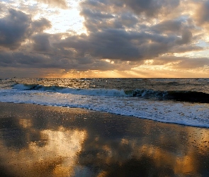 Morze, Zachód Słońca, Plaża, Chmury