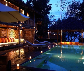 Hotel, Basen