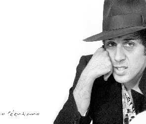 Adriano Celentano, Kapelusz, Piosenkarz