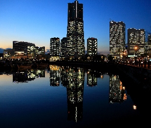 Yokohama, Nocą