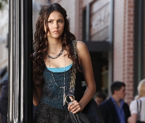 The Vampirie Diaries, Nina Dobrev, Pamiętniki wampirów