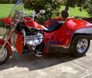 Czerwony, Motor