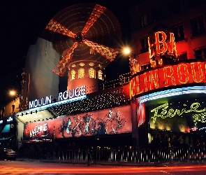 Paryż, Francja, Moulin Rouge