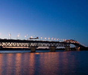 Most, Oświetlony