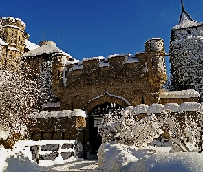 Zamek Lichtenstein Castle, Zima, Niemcy, Badenia-Wirtembergia