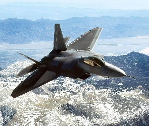 Góry, F-22 Raptor
