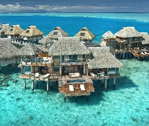 Bora Bora, Domki, Wyspy