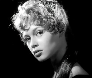 Młoda, Brigitte Bardot, Kobieta