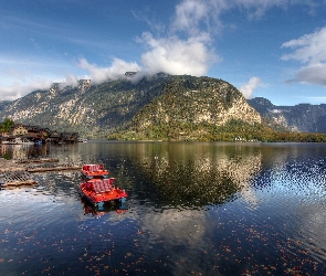 Pomost, Zabudowania, Góry, Jezioro