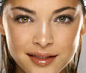 Kristin Kreuk, Namiętne Usta