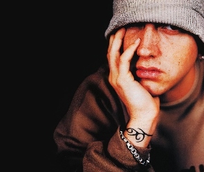 Piegi, Czapka, Eminem
