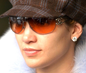 Jennifer Lopez, Okulary