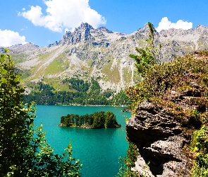 Wysepka, Góry, Jezioro