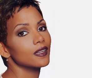 Halle Berry, makijaż, perfekcyjny