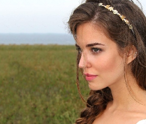 Clara Alonso, Twarz