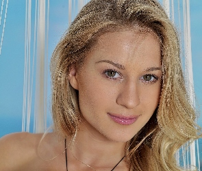 Blondynka, Makijaż