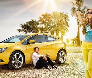Opel Astra GTC, Palmy, Mężczyzna, Kobieta, Samochód