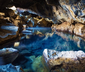 Jaskinia, Odbicie, Woda