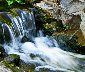 Kaskada, Skały