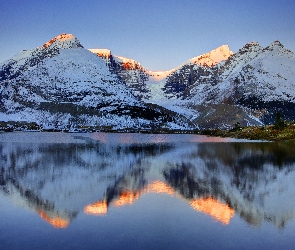 Góry, Niebo, Jezioro