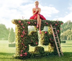 Drabina, Sukienka, Bar Refaeli, Czerwona