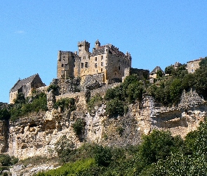 Château de Beynac, Zamek Beynac, Roślinność, Akwitania, Francja, Skały, Gmina Beynac-et-Cazenac