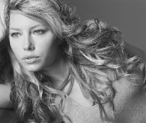Kobieta, Jessica Biel