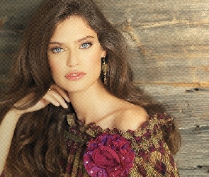 Kolczyk, Spojrzenie, Bianca Balti