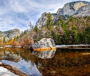 Rzeka, Las, Stan Kalifornia, Stany Zjednoczone, Park Narodowy Yosemite, Góry