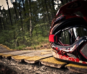 Kładka, Motocyklowy, Kask, Czerwony, Las