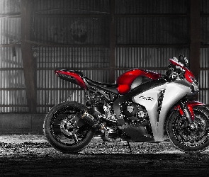 CBR 1000RR, Honda