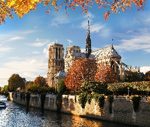 Świątynia, Rzeka, Paryż