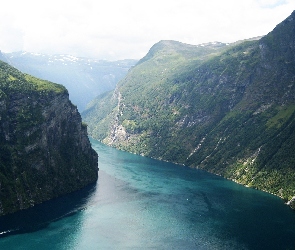 Fiord Geirangerfjorden, Góry, Norwegia