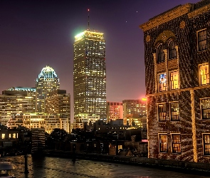 Miasto, Nocą