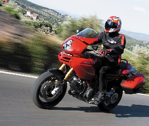Ducati Multistrada 1100S, Turystyk