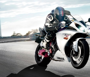 R1, Tor, Yamaha