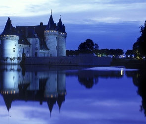 Zamek w Sully Sur Loire, Francja, Chateau de Sully-sur-Loire