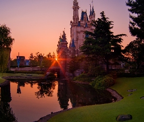 Disneyland, Tokio, Zamek