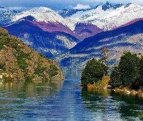 Dom, Las, Tortel, Caleta, Góry, Jezioro