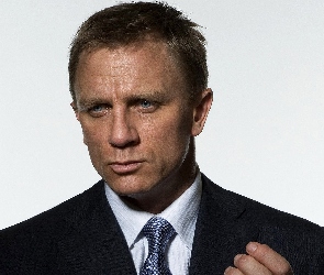 Daniel Craig