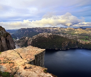 Góry, Fiord Lysefjorden, Norwegia, Klif Preikestolen