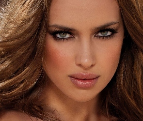 Irina Shayk, Spojrzenie