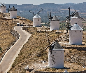 Ścieżka, Pola, Wiatraki