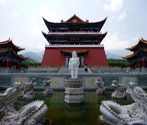 Rzezby, Sadzawka, Buddyjska, Świątynia