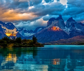 Argentyna, Patagonia, Chmury, Jezioro, Drzewa, Góry