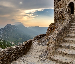 Zamek Kveribus, Château de Quéribus, Zachód słońca, Francja, Ruiny Góry, Gmina Cucugnan