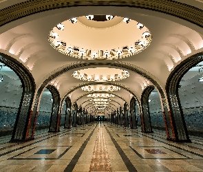 Moskwa, Peron, Metro