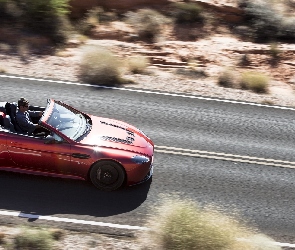 Droga, Aston Martin. V12, Czerwony, Samochód
