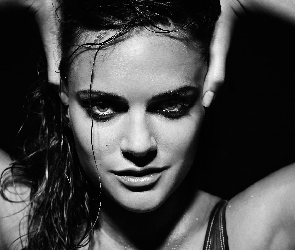 Czarno-Białe, Tove Lo, Brunetka, Piosenkarka